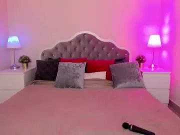 Cling to live show with aria_blisss from Chaturbate 