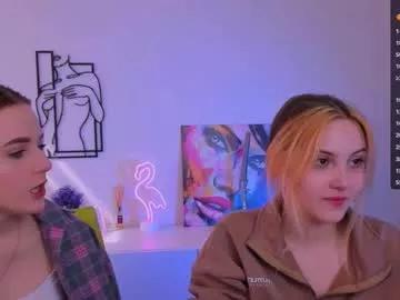 Cling to live show with aria_moo from Chaturbate 