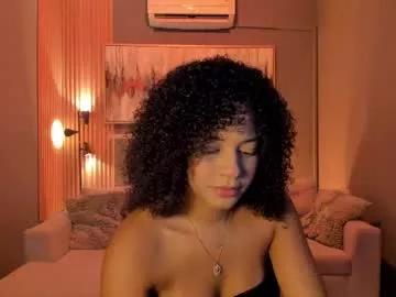 Cling to live show with avalon_badger from Chaturbate 