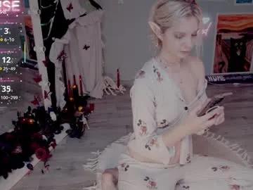 careful_i_bite on Chaturbate