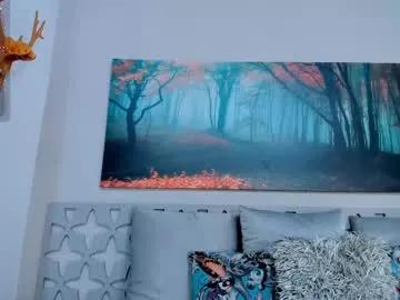 Cling to live show with cassiesinclair from Chaturbate 