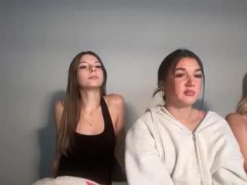 clairewalkerr — camel toeee #18 #innocent #brunette  [2545 tokens remaining]