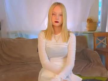 darceyheyd — Goal:  pull down my skirt  to see my cute belly button :) Hello guys im Kami and im #new #shy model on CB lets meet in my first day #skinny #blonde #18 [39 tokens remaining]