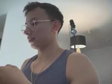 Cling to live show with deus_belli from Chaturbate 