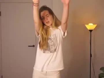 elizabethennals — #new g: to touch my lips -  Hello im Elizabeth I'm 18 years old,  here im #shy #teen #young #18 [15 tokens remaining]