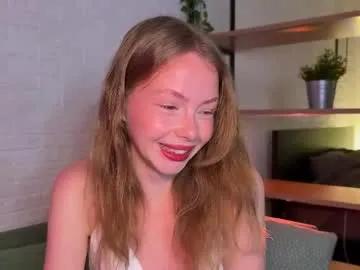 elli_harmon on Chaturbate 