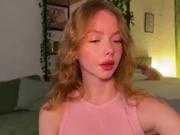 elli_harmon on Chaturbate 