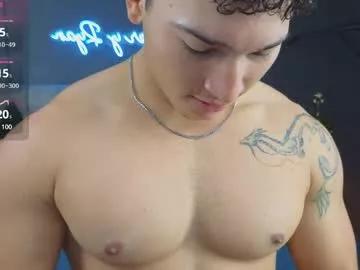 Cling to live show with horny_nick18 from Chaturbate 