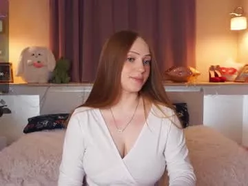 Discover julieflavie from Chaturbate