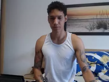 Cling to live show with kai_anderr from Chaturbate 