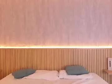 Cling to live show with kenya_stone_ from Chaturbate 