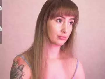 Cling to live show with kimmie_ from Chaturbate 