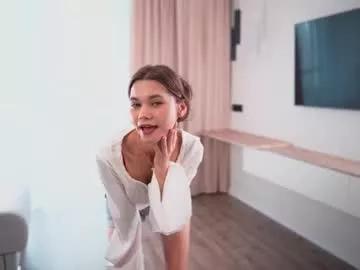 Cling to live show with kissmesloww from Chaturbate 