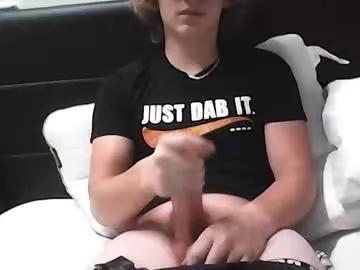 leo_wildd — First Cum on Camera! [1313 tokens remaining]