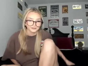 livvywinters on Chaturbate