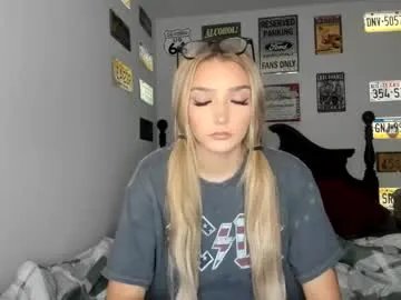 livvywinters on Chaturbate