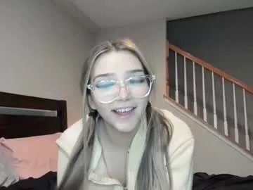 livvywinters on Chaturbate