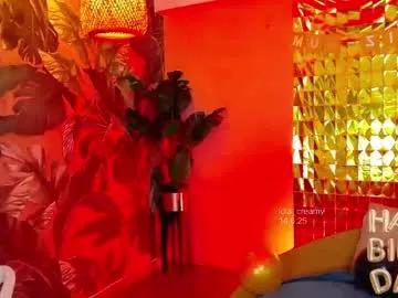 Cling to live show with lola_creamy from Chaturbate 