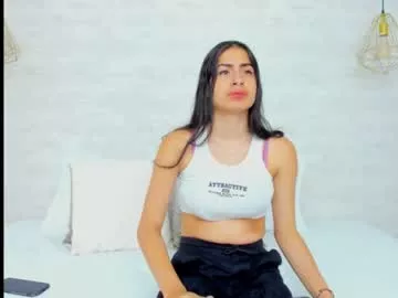 Cling to live show with loreta_colins from Chaturbate 