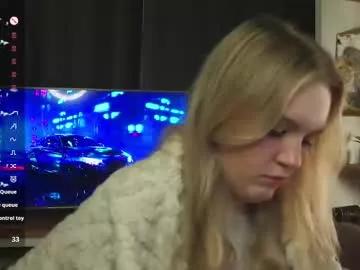 Cling to live show with lorettacarnley from Chaturbate 