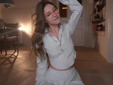 mia_dynasty — Blow job [999 tokens left] My favorite patterns 222,333,555,1234tk #young  #bigboobs #teen #daddy #18