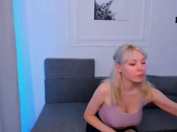 Cling to live show with mikelana from Chaturbate 