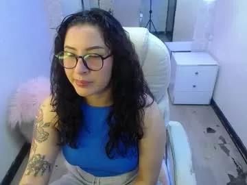 Cling to live show with nicolee_8 from Chaturbate 