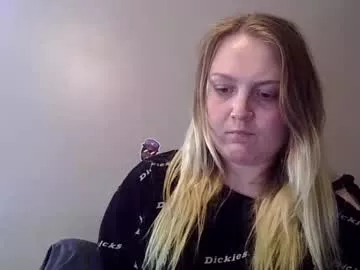 Cling to live show with phatassblond from Chaturbate 