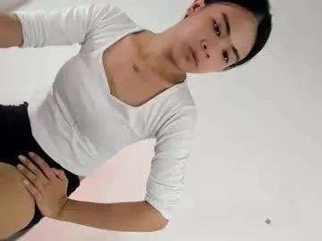 Cling to live show with pretty_clair from Chaturbate 