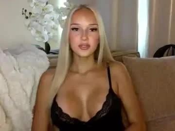 Chaturbate sadieeblake is Freechat sadieeblake — red white & boobs #new #bigboobs #18 #babe