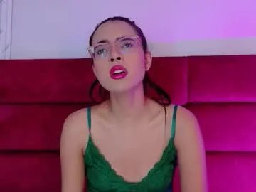 sarasaenz_99 on Chaturbate 