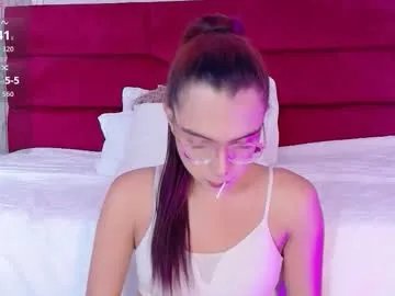 sarasaenz_99 on Chaturbate 