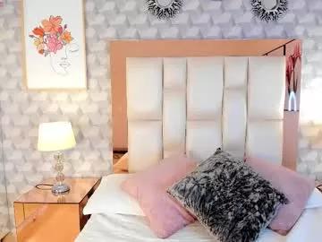 Cling to live show with sasha_sims from Chaturbate 