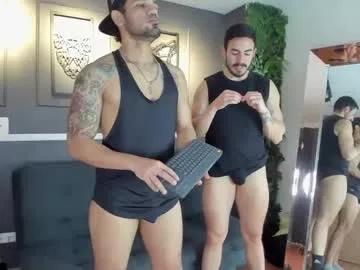 Cling to live show with stud_hunk from Chaturbate 