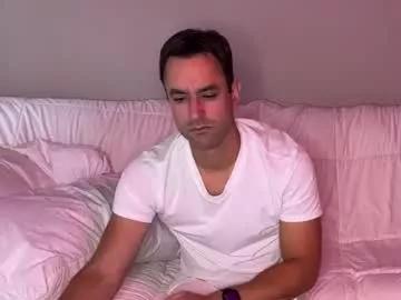 Cling to live show with syxxlyxx6 from Chaturbate 