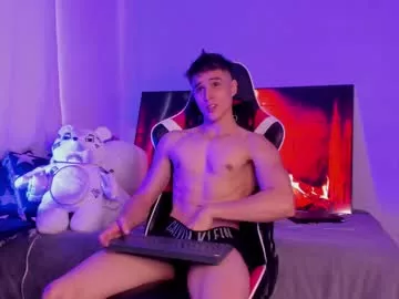 Discover thomklein from Chaturbate