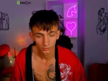 Cling to live show with tobi_yours from Chaturbate 