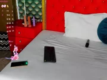 Cling to live show with valleriejonnes from Chaturbate 