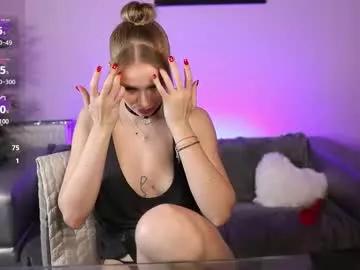 Cling to live show with veroniquexxx1 from Chaturbate 