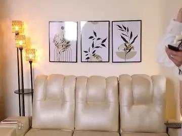 violeta_foxz on Chaturbate