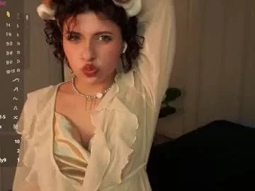 yess_kiki on Chaturbate 