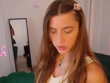 yess_kiki on Chaturbate 
