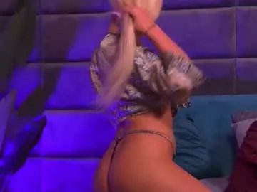 yssabelfox on Chaturbate 