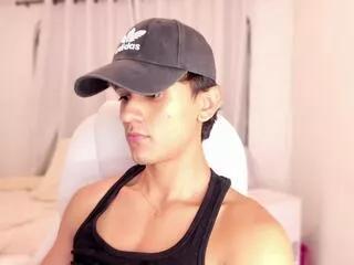 Cling to live show with andres_dreamer from Flirt4Free 
