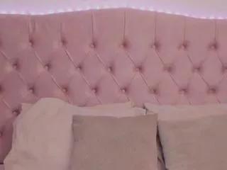 Cling to live show with bre_lauder from Flirt4Free 