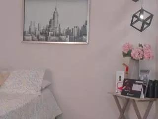 Cling to live show with katie_shuangs from Flirt4Free 