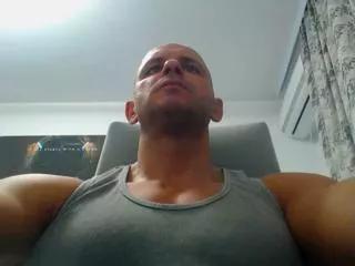 Cling to live show with lord_chris from Flirt4Free 