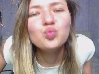 Cling to live show with sally_verda from Flirt4Free 