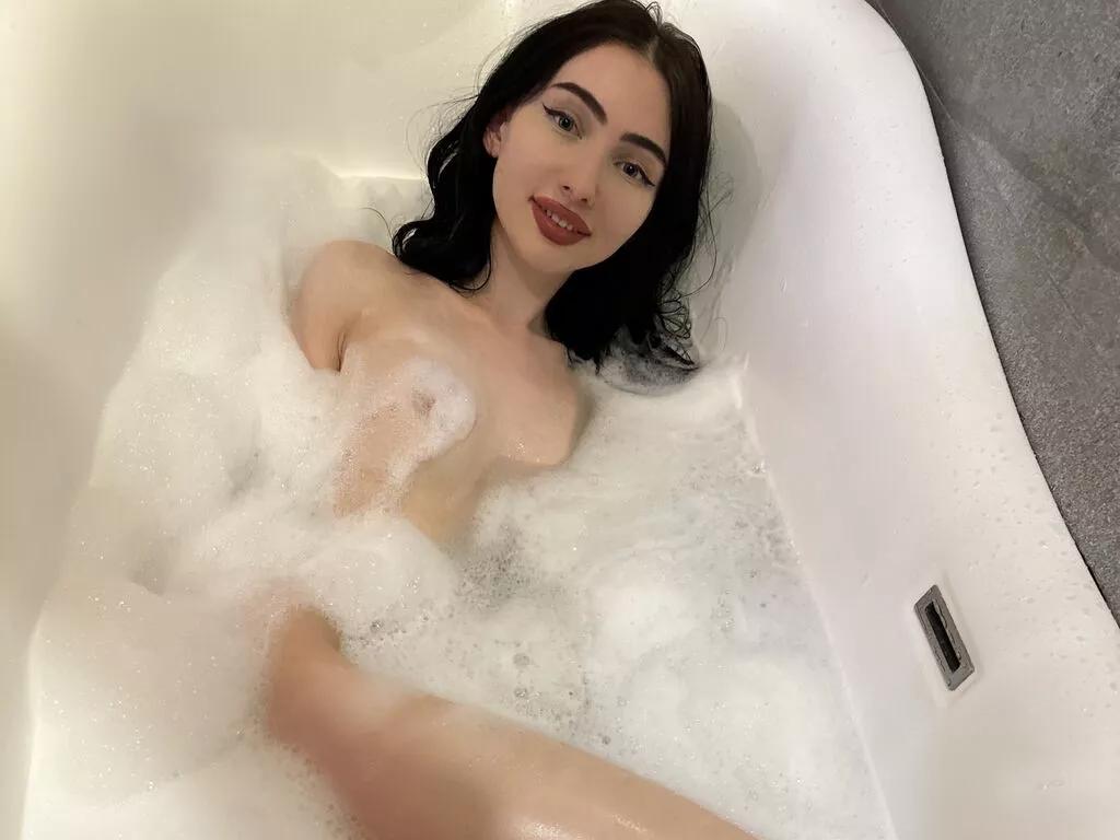 Cling to live show with AnaDoleray from LiveJasmin 