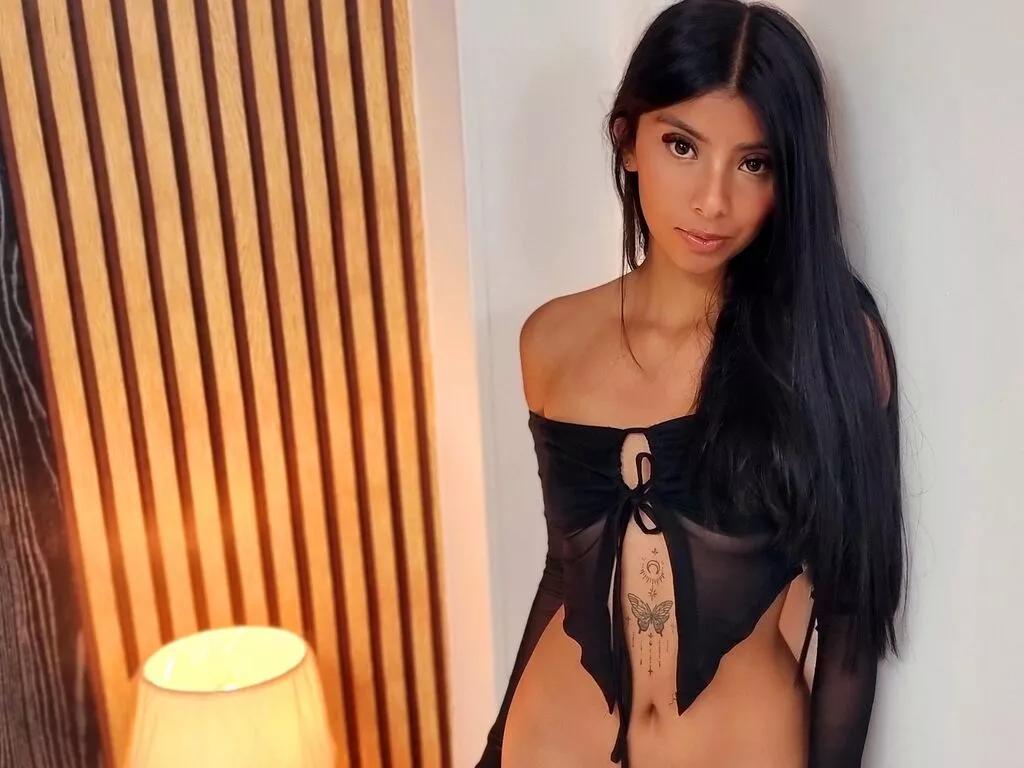 Cling to live show with isabellaMarsh from LiveJasmin 